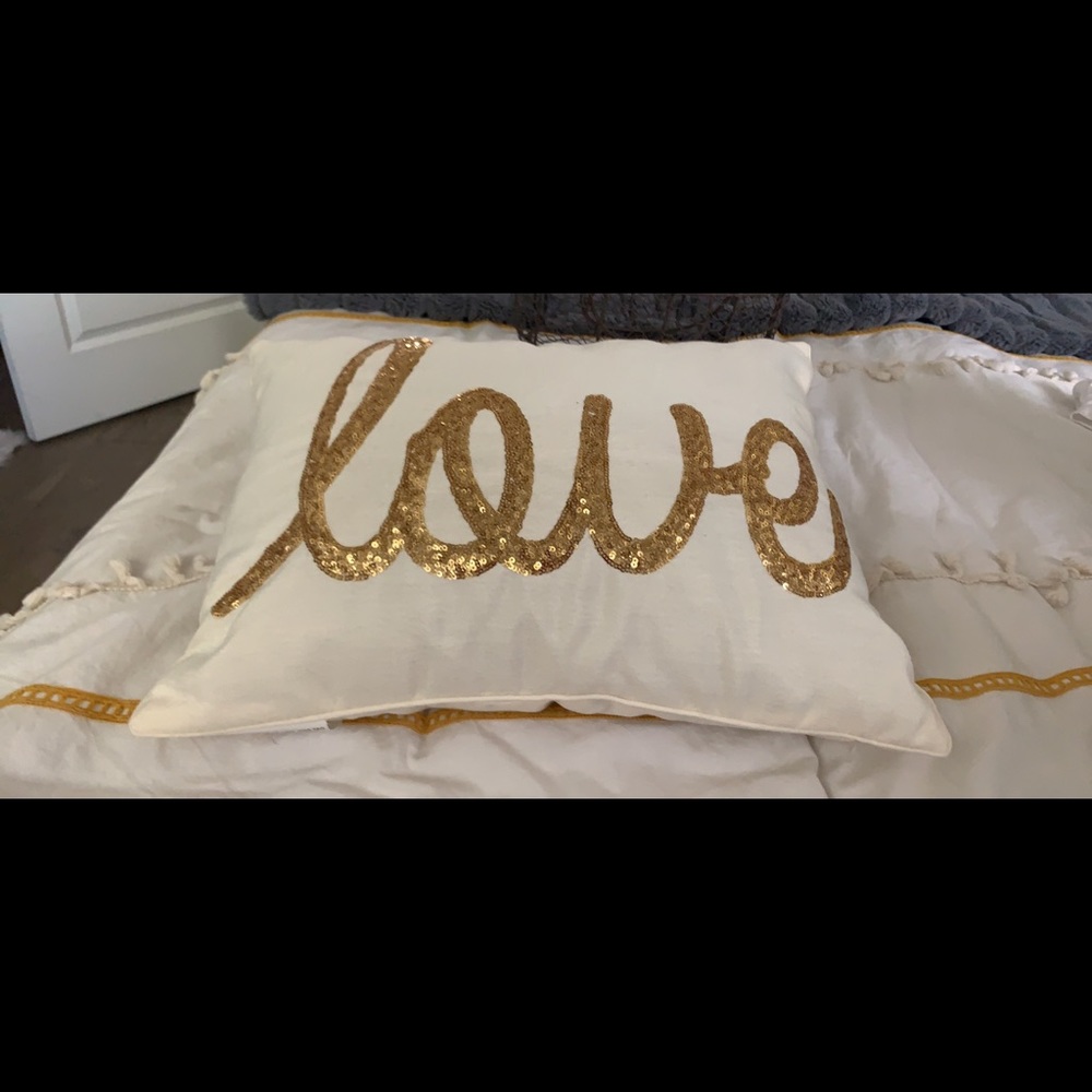Love pillow